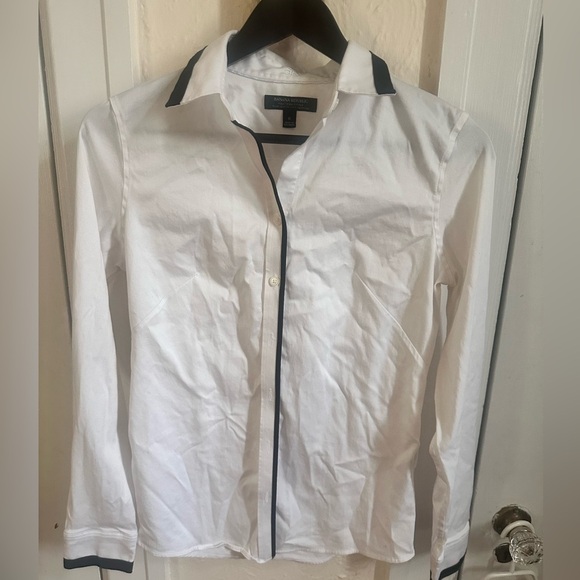 Banana Republic White Button-Down Shirt with Black Trim Size 6 - Picture 2 of 6